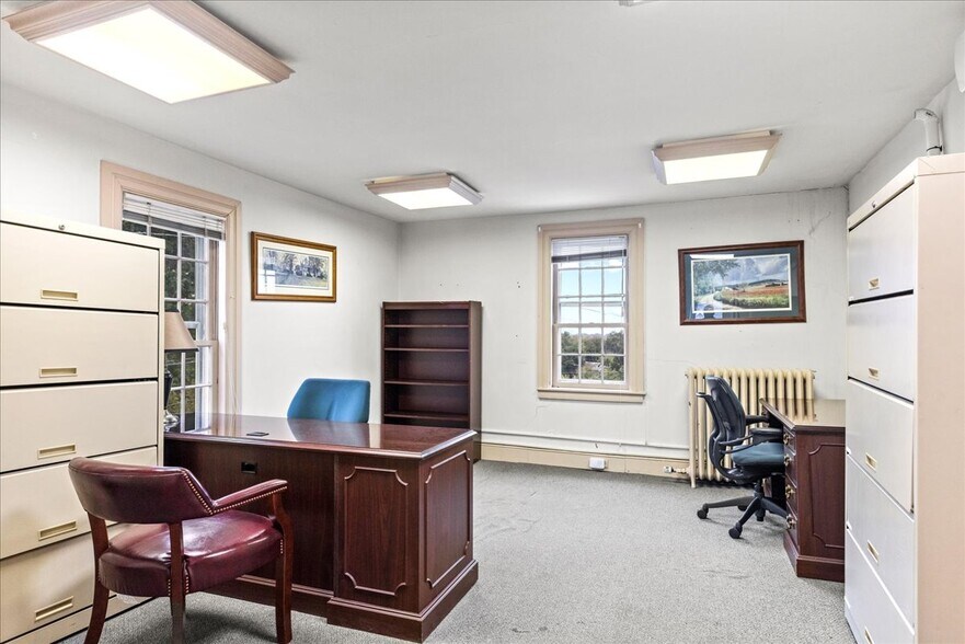 More Photos Of 152 N Main St, Doylestown Medical For Lease