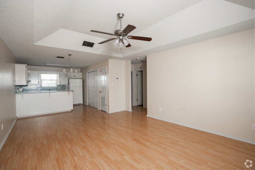 More Photos Of 2501 Hibiscus Ave, McAllen Apartments For Sale