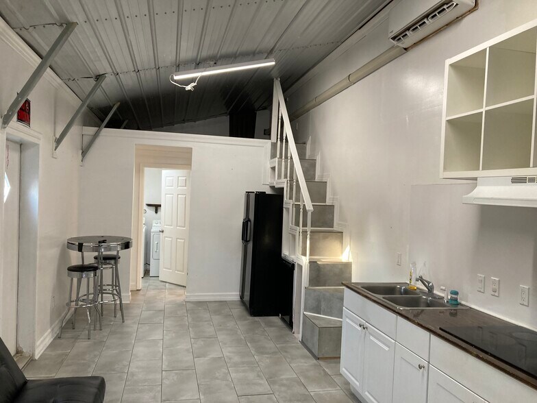 More Photos Of 2213 Ellis Dr, Rosharon Warehouse For Sale