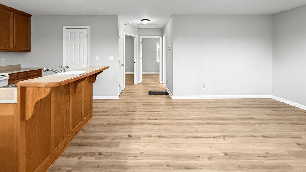 More Photos Of 156 Dudley Ln, Owens Cross Roads Apartments For Sale