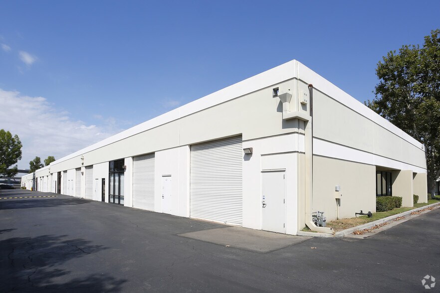 More Photos Of 1825 Chicago Ave, Riverside Unknown For Lease