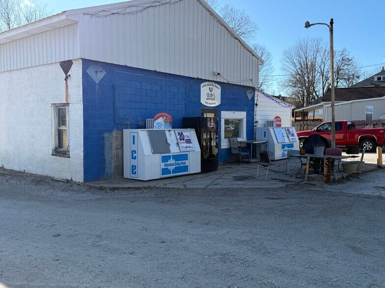 More Photos Of 116 E Row St, Jamestown Supermarket For Sale