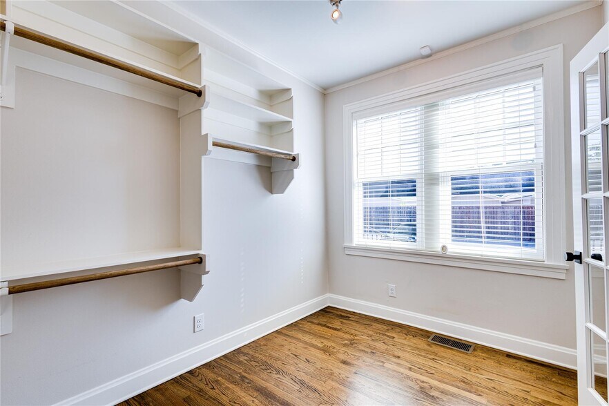 More Photos Of 2837 Hemphill St, Fort Worth Apartments For Sale