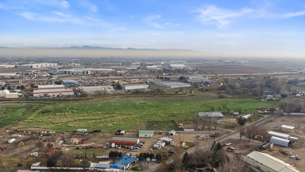 More Photos Of 2903 E Chicago St, Caldwell Land For Sale