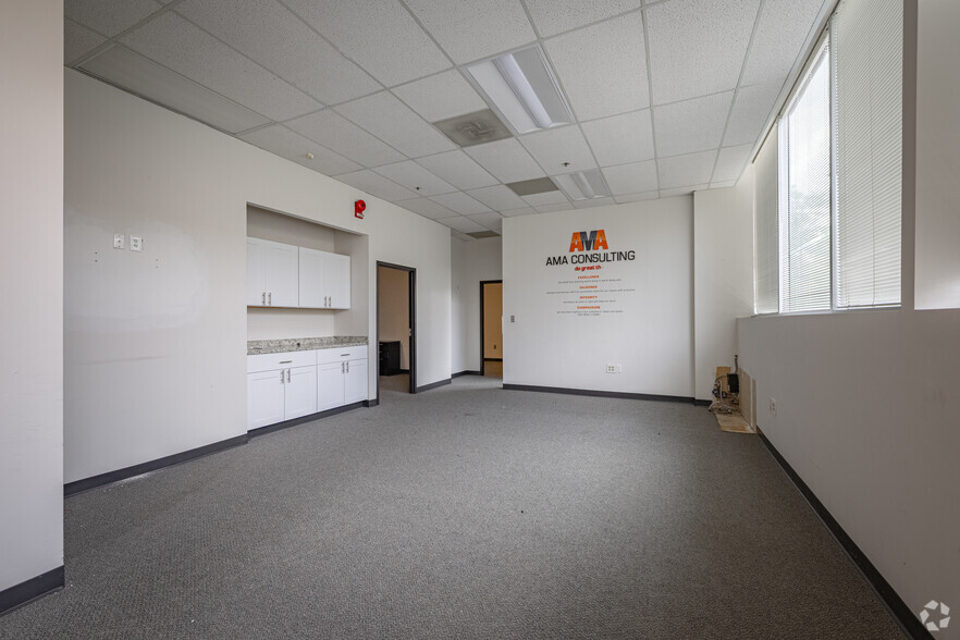 More Photos Of 7375 Executive Pl, Lanham Unknown For Lease