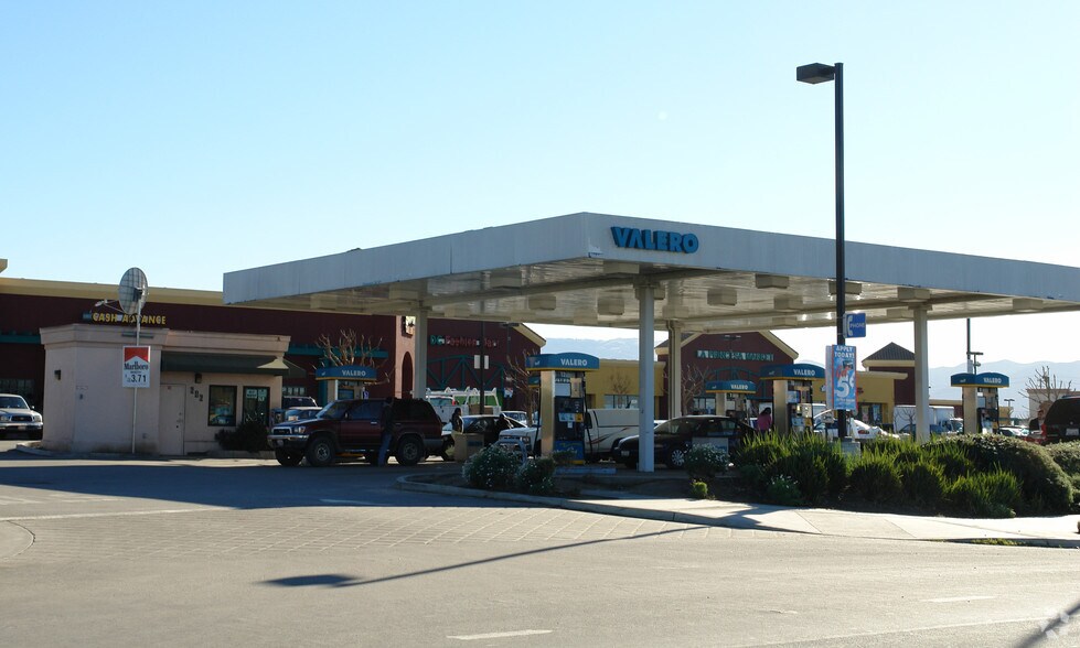 More Photos Of 614-620 Williams Rd, Salinas Unknown For Lease