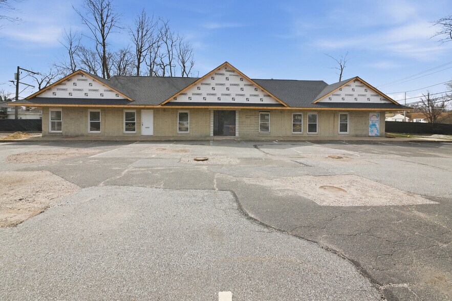 Primary Photo Of 359 Route 111, Smithtown Medical For Lease