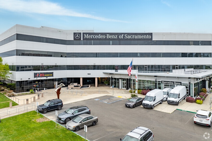 More Photos Of 1860 Howe Ave, Sacramento Office For Lease