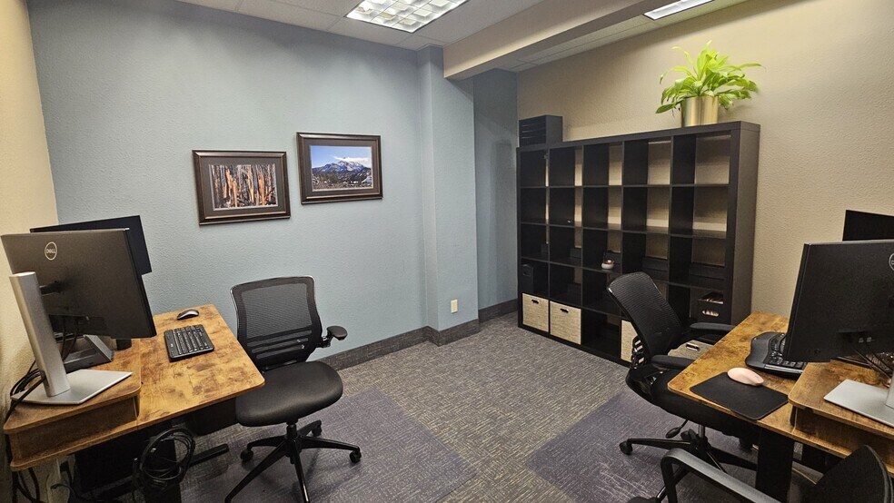 More Photos Of 1104 14th Ave, Longview Office For Lease