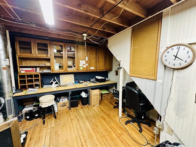 More Photos Of 203 N Main St, Monticello Storefront Retail Residential For Lease