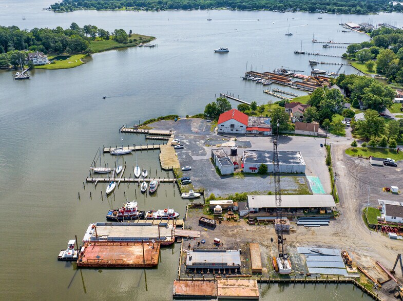 More Photos Of 4701 Woodfield Rd, Galesville Warehouse For Sale