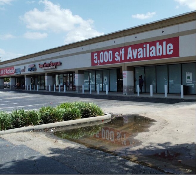 Primary Photo Of 132-140 FM 1960 E, Houston Freestanding For Lease