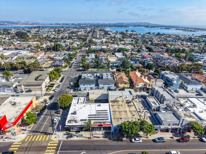 More Photos Of 1478 Hornblend St, San Diego Apartments For Sale