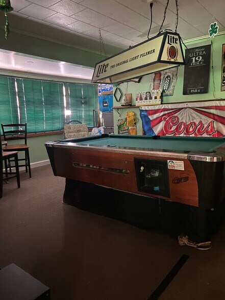 More Photos Of 367 Washington Rd, Sayreville Restaurant For Lease