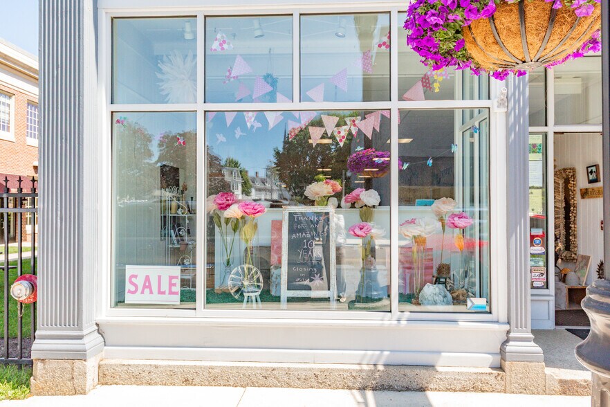 More Photos Of 234 Main St, Biddeford Storefront Retail Office For Lease