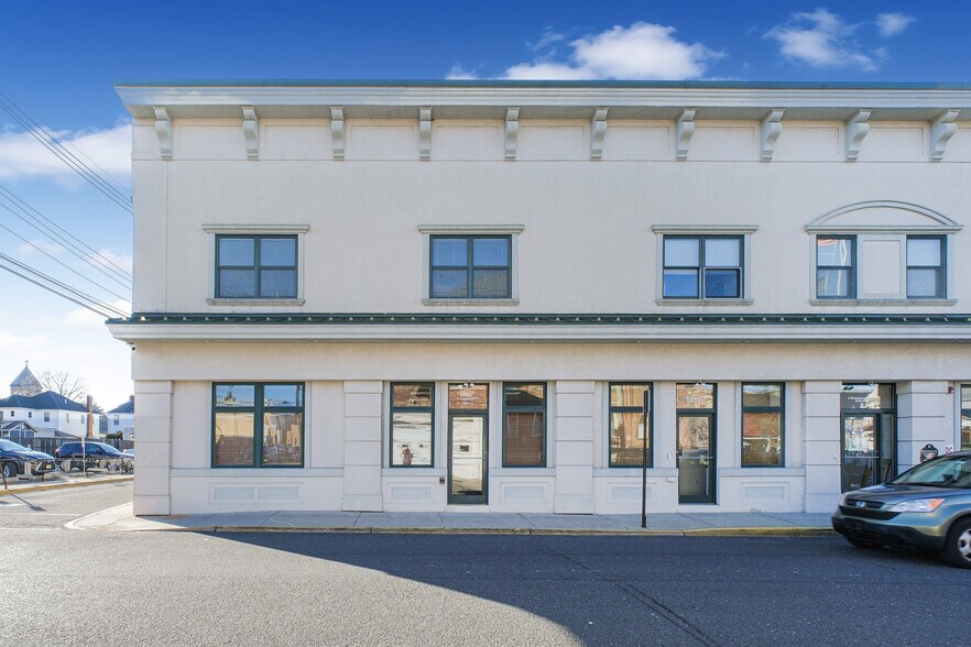 Primary Photo Of 6 Drummond Pl, Red Bank Office For Lease