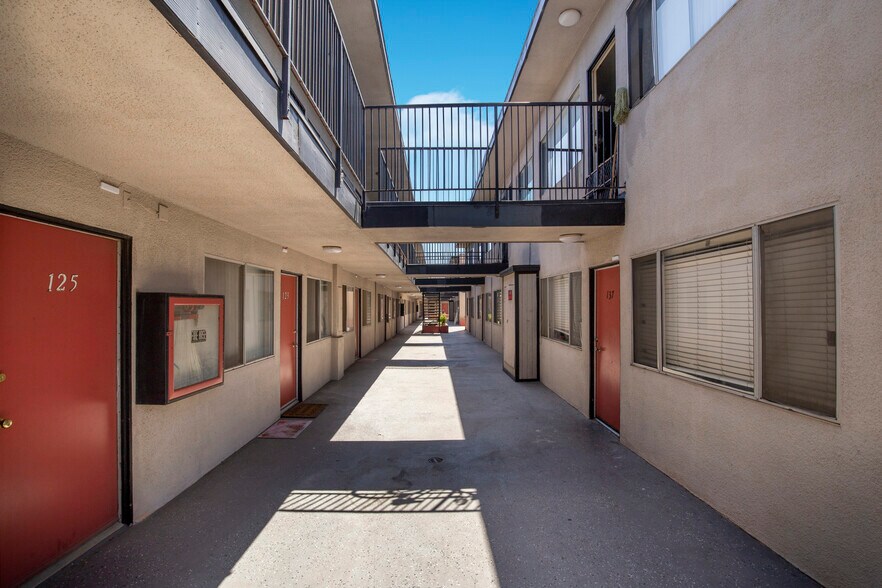 More Photos Of 14031 Cerise Ave, Hawthorne Apartments For Sale