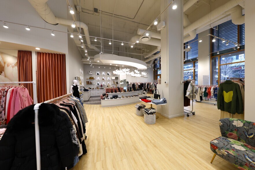 More Photos Of 520 5 Avenue SE, Calgary General Retail For Sale