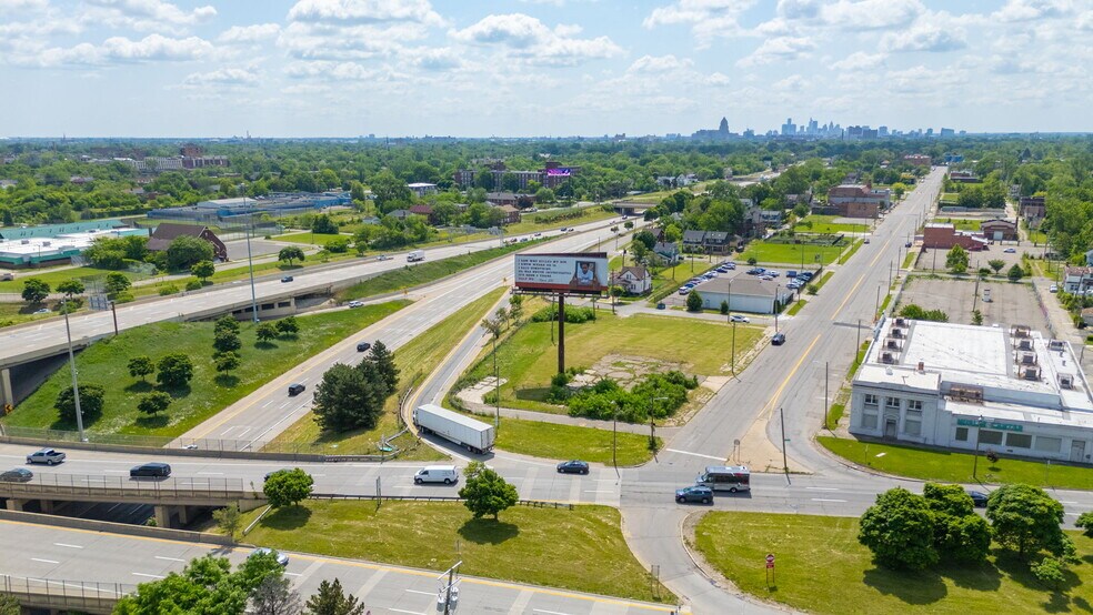 More Photos Of 13300 Woodrow Wilson St, Detroit Land For Sale