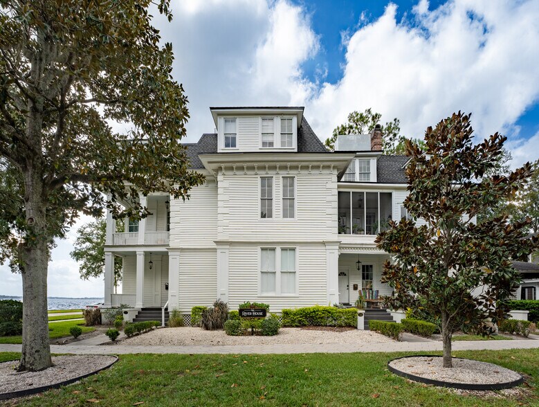 More Photos Of 2105 River Blvd, Jacksonville Apartments For Sale