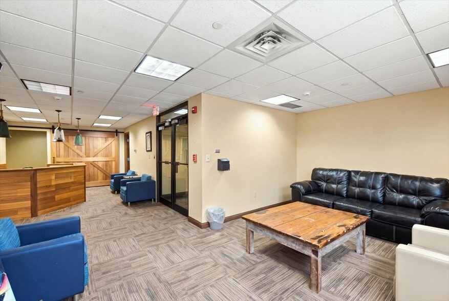 More Photos Of 301 Obetz Rd, Columbus Specialty For Sale