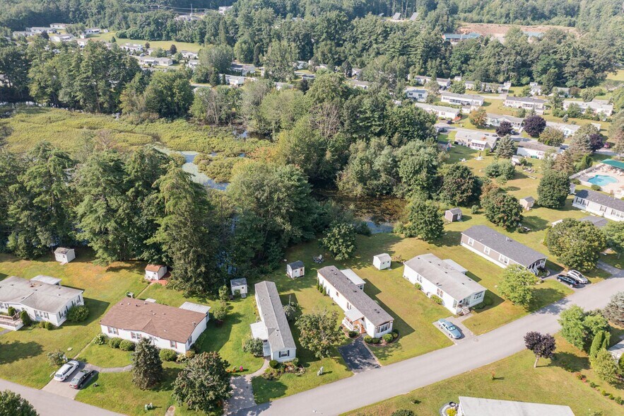 More Photos Of 11 Tamarack Lane -1, Rochester Manufactured Housing Mobile Home Park For Sale