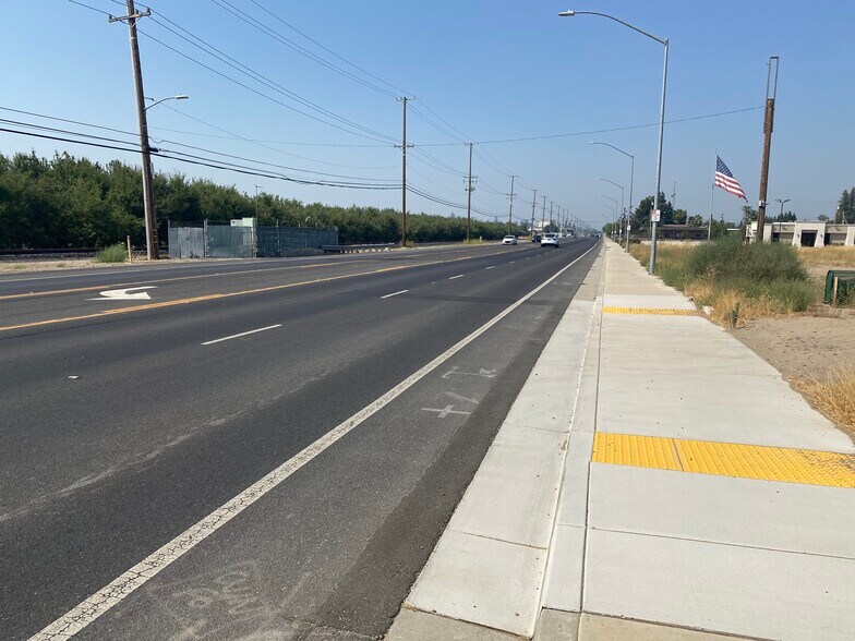 More Photos Of 3100 and 3200 McHenry Ave, Escalon Land For Sale