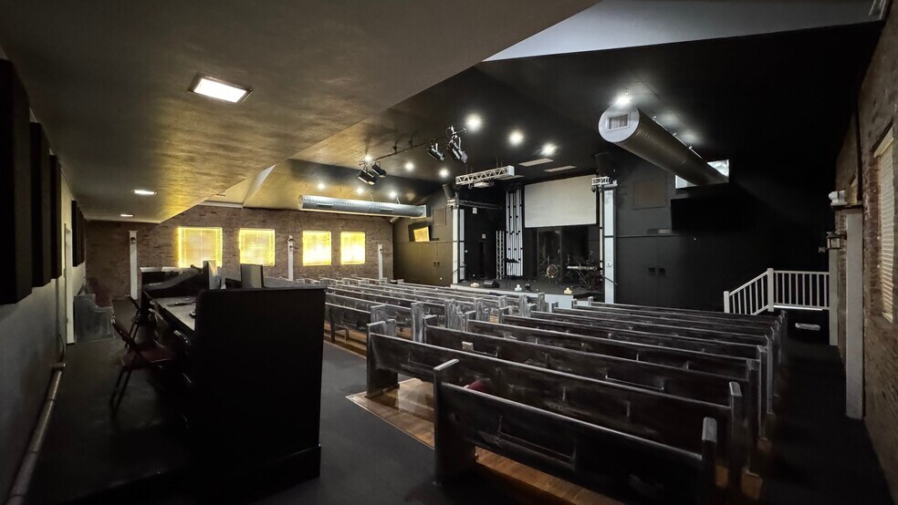 More Photos Of 5445 E 29th St, Kansas City Religious Facility For Sale