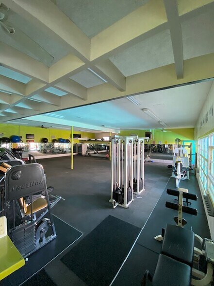 More Photos Of 4658 Firestone Blvd, South Gate Health Club For Sale