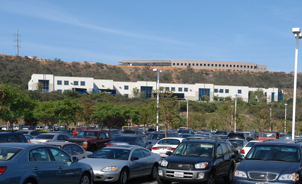 More Photos Of 10637 Scripps Summit Ct, San Diego Warehouse For Sale