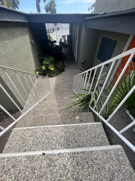 More Photos Of 370 W 6th St, San Bernardino Loft Creative Space For Lease