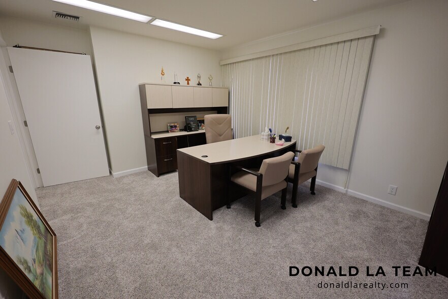 More Photos Of 425 W Bonita Ave, San Dimas Office For Sale