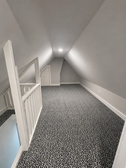 More Photos Of 1168 Forest Ave, Staten Island General Retail For Sale