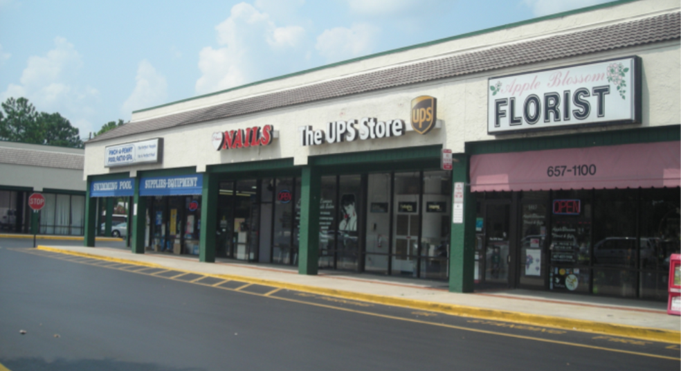More Photos Of 5401-5465 Lake Howell Rd, Winter Park Unknown For Lease
