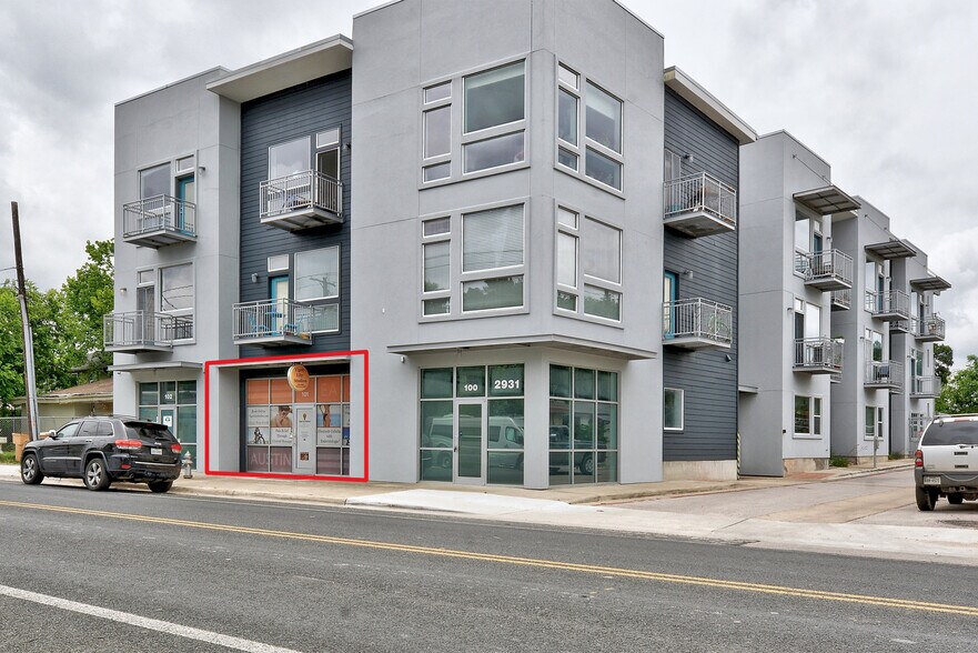 More Photos Of 2931 E 12th St, Austin Apartments For Sale