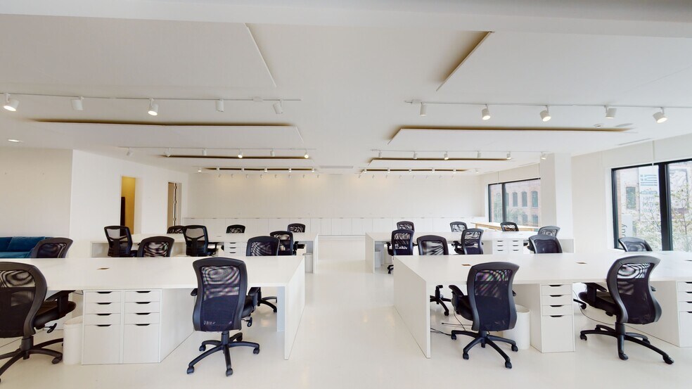 More Photos Of 755 N Wells St, Chicago Office For Lease