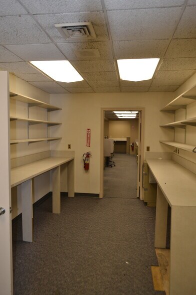 More Photos Of 1366 E Main St, Shrub Oak Unknown For Lease