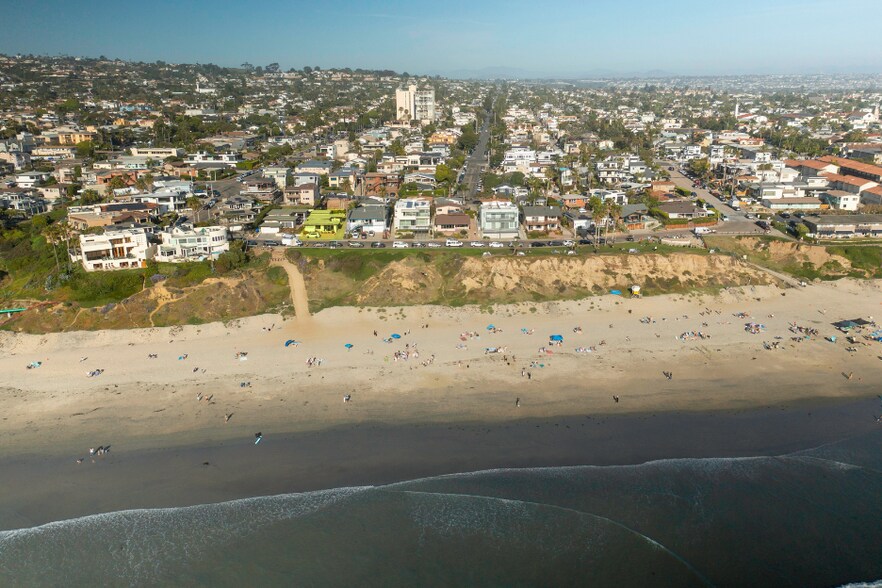 More Photos Of 4933 Ocean Blvd, San Diego Multifamily For Sale