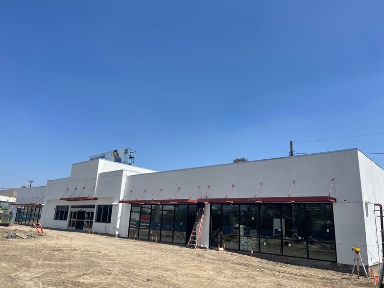 More Photos Of 21138 Western Ave, Torrance Restaurant For Lease