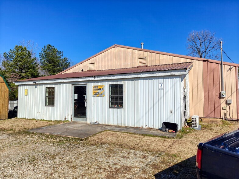 More Photos Of 3150 Highway 70 W, Camden Auto Salvage Facility For Sale