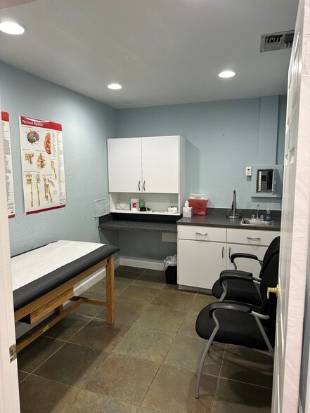 More Photos Of 2200 W Bay Dr, Largo Medical For Sale
