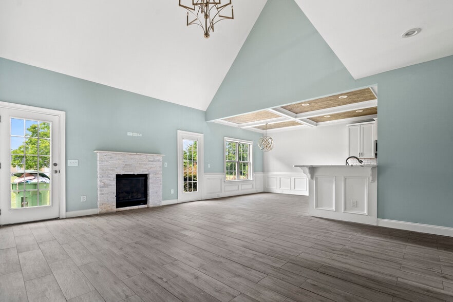More Photos Of 1600 3rd Loop Rd, Florence Multifamily For Sale