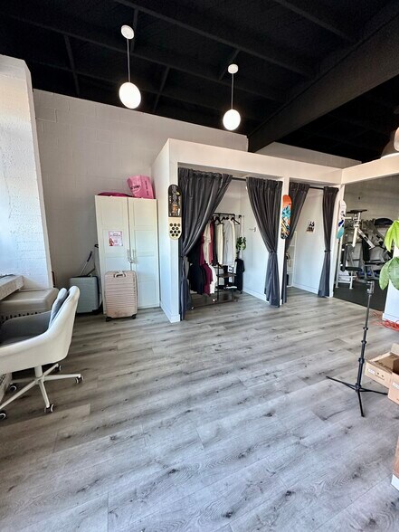 More Photos Of 1514 Newport Blvd, Costa Mesa Freestanding For Lease