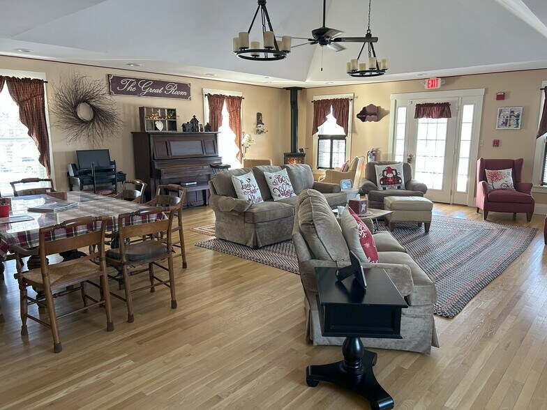 More Photos Of 10 Berry Ave, Pittsfield Assisted Living For Sale