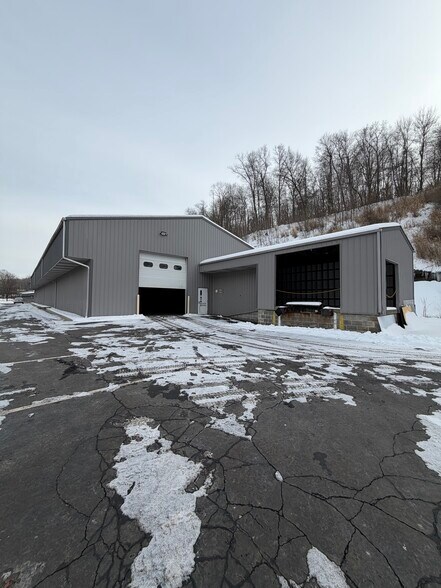 More Photos Of 4388 Gibsonia Rd, Gibsonia Warehouse For Lease