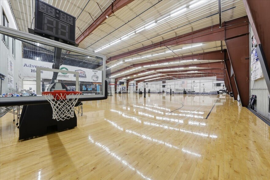 More Photos Of 1155 Old State Route 74, Batavia Refrigeration Cold Storage For Sale