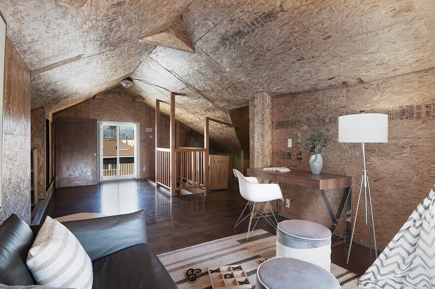 More Photos Of 1506 Crenshaw blvd, Los Angeles Office For Sale