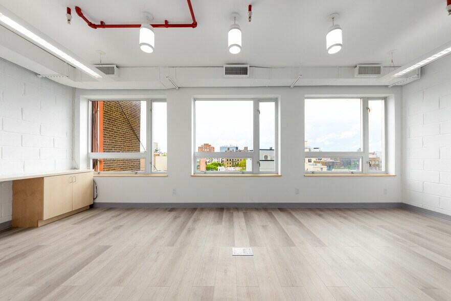 More Photos Of 63-65 W 125th St, New York Office For Lease