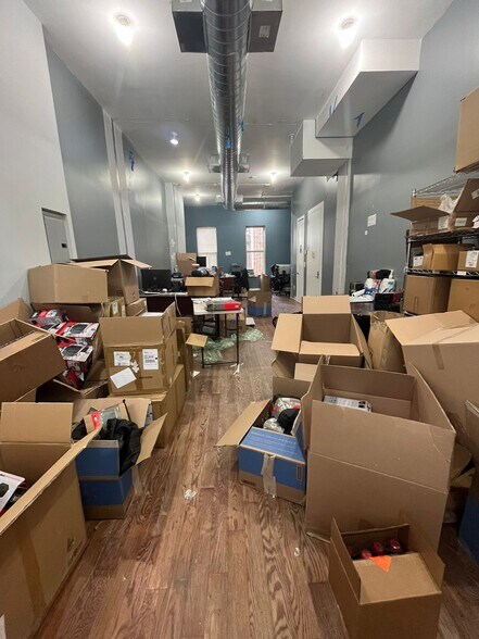 More Photos Of 702 De Kalb Ave, Brooklyn Storefront Retail Residential For Lease