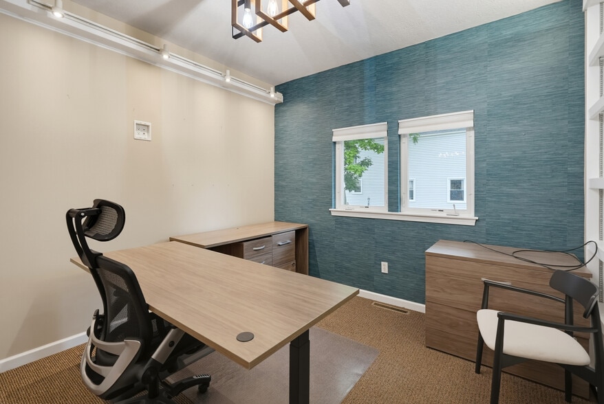 More Photos Of 9503 Brandywine Rd, Northfield Office For Lease